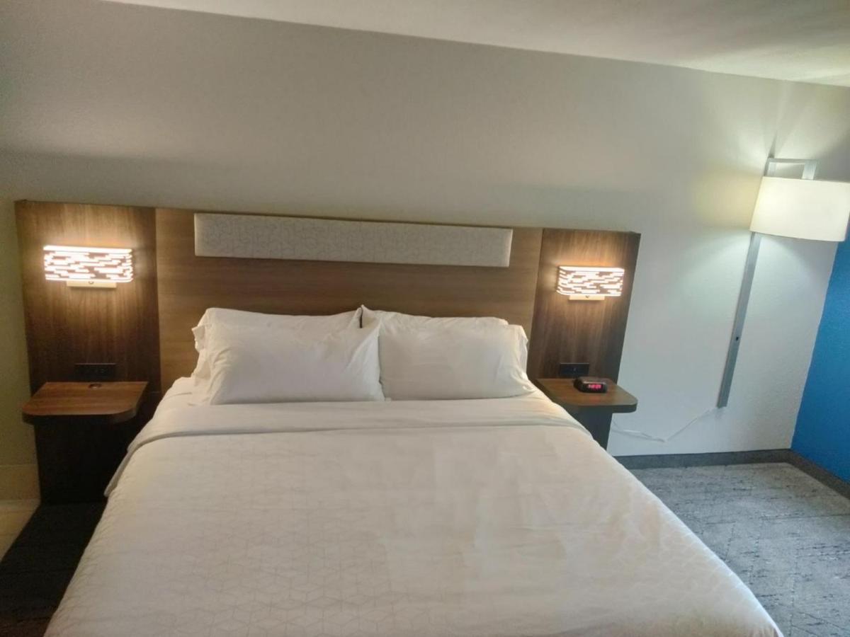 Holiday Inn Express Lapeer By Ihg Exterior foto